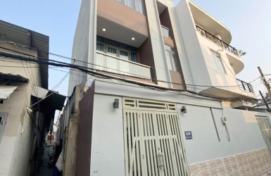 Xây dựng nhà phố 3 tầng của chị Trúc tại quận 9